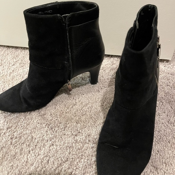 These boots are great. They’re all real leather and suede. - Picture 2 of 3